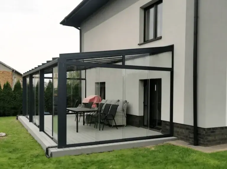 Szklane zadaszenie tarasu Radom